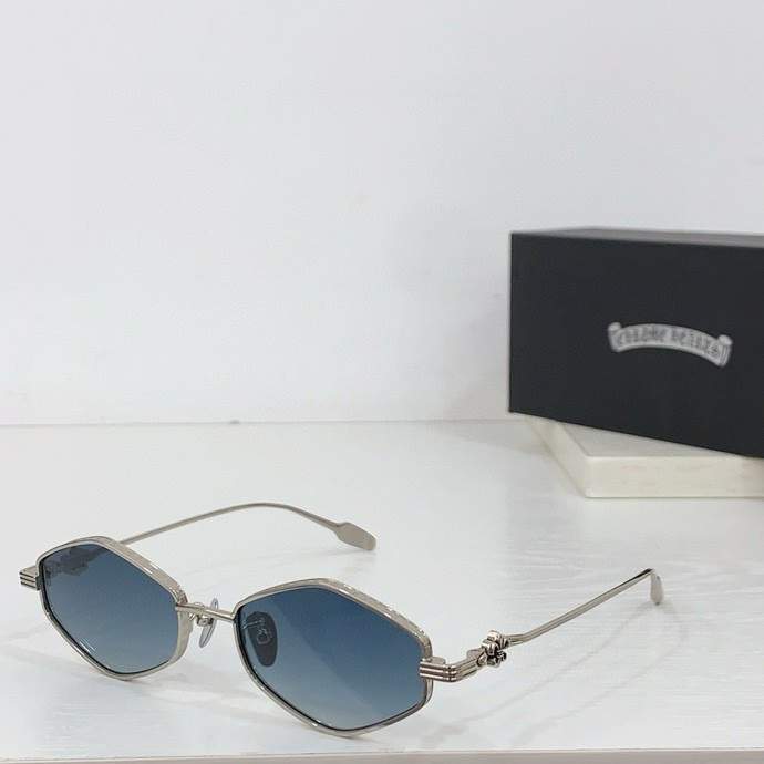 Picture of Chrome Hearts Sunglasses _SKUfw60658031fw